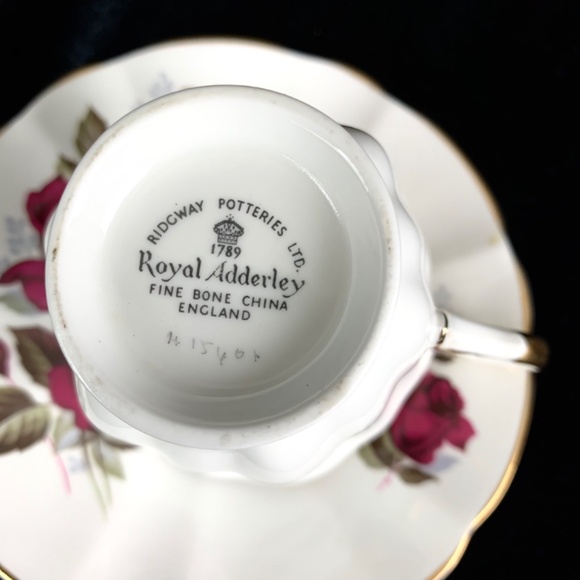 Vtg Royal Adderley Red Rose Cup and Saucer Ridgeway Pottery Excellent Condition - Picture 4 of 10